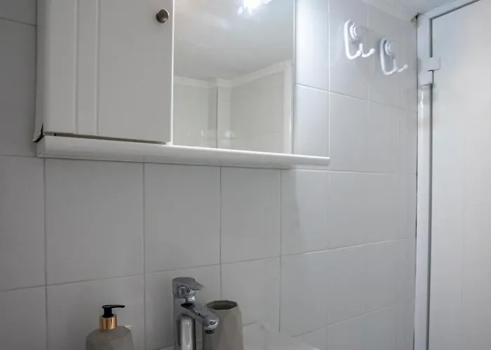 Mira Villa